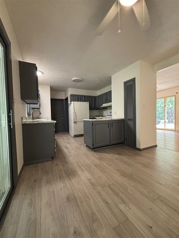 30417 Us-12, Niles, MI 49120
