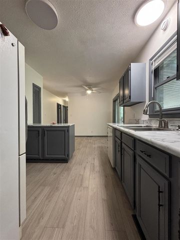 30417 Us-12, Niles, MI 49120