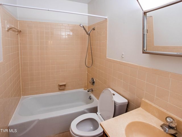 802 Locust Street 3, Rogersville, TN 37857