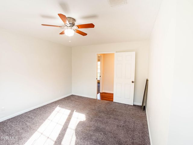 802 Locust Street 3, Rogersville, TN 37857