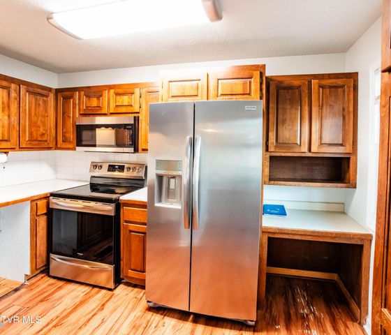 802 Locust Street 3, Rogersville, TN 37857