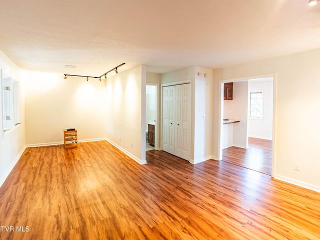 802 Locust Street 3, Rogersville, TN 37857