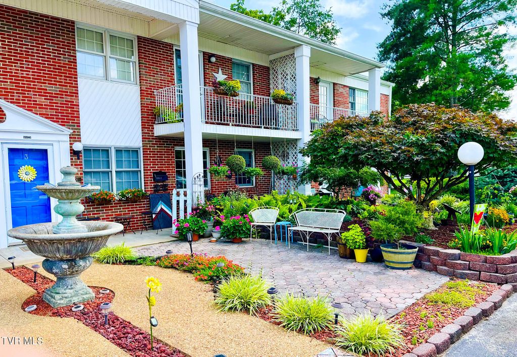 802 Locust Street 3, Rogersville, TN 37857