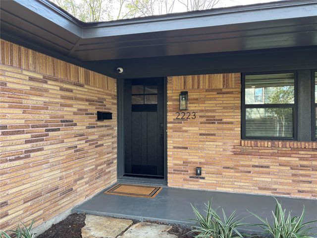 2223 Hialeah Drive, Houston, TX 77018