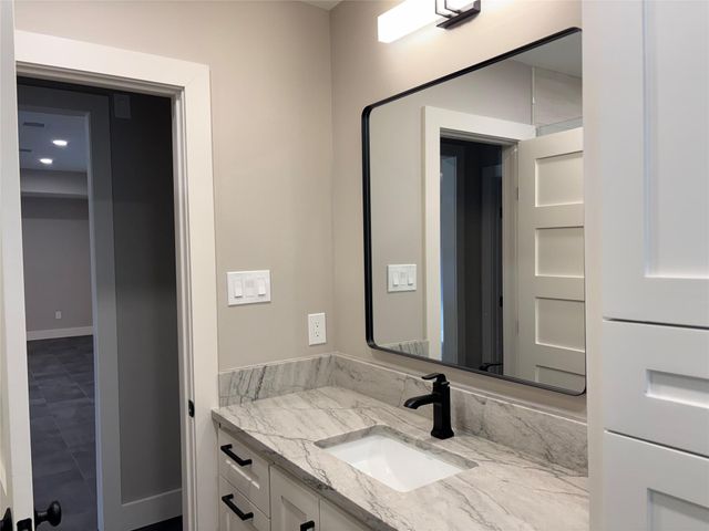 2223 Hialeah Drive, Houston, TX 77018