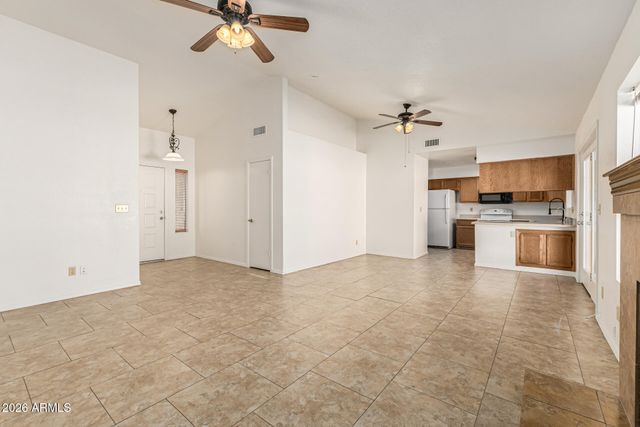 8820 W ALICE Avenue, Peoria, AZ 85345