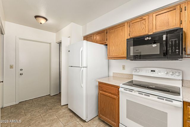 8820 W ALICE Avenue, Peoria, AZ 85345