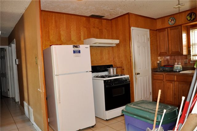 5841 Glen Arbor Dr, Corpus Christi, TX 78412