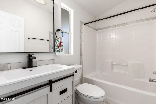 3301 S Goldfield Road 2006, Apache Junction, AZ 85119