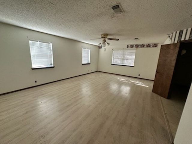 100 hyline Drive, Keene, TX 76031