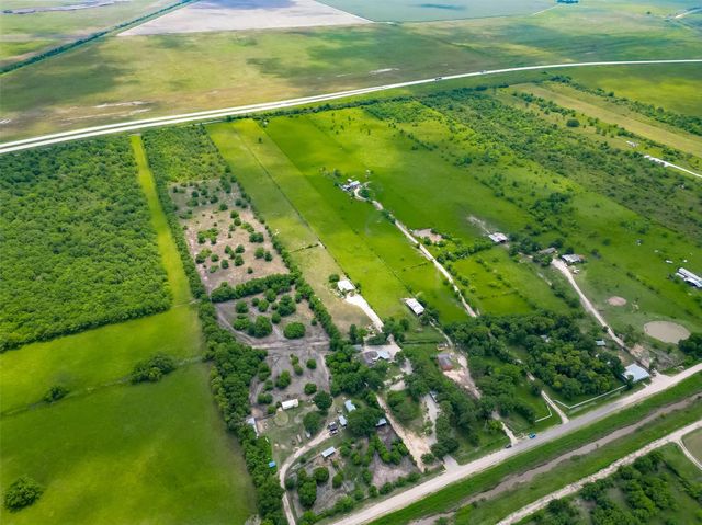 1031 County Road 491, Dayton, TX 77535