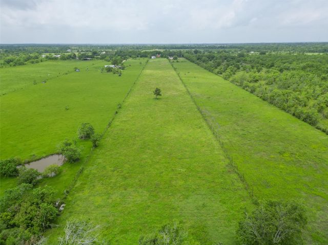1031 County Road 491, Dayton, TX 77535