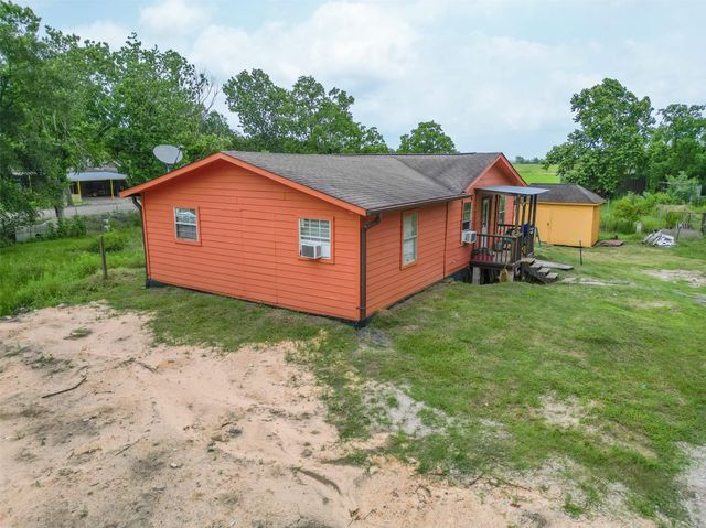 1031 County Road 491, Dayton, TX 77535