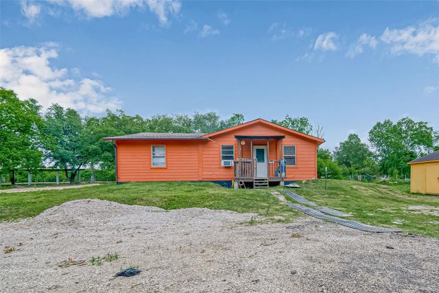 1031 County Road 491, Dayton, TX 77535