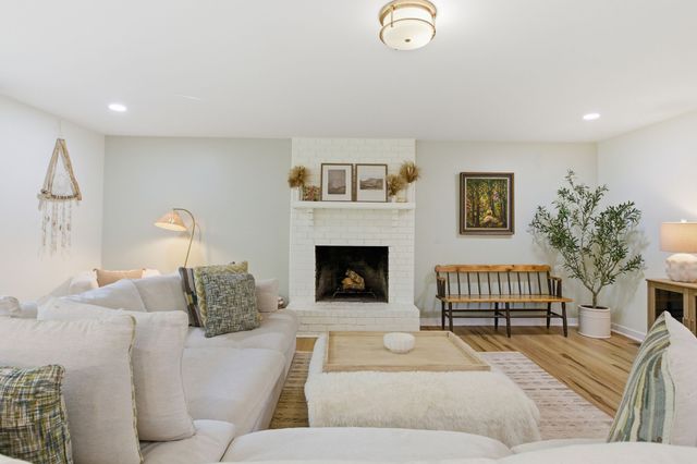 7012 Cotton Blossom Ln, Nashville, TN 37221