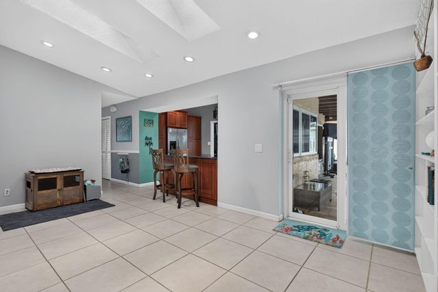 8751 NW 19th Street, Coral Springs, FL 33071
