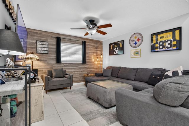 8751 NW 19th Street, Coral Springs, FL 33071