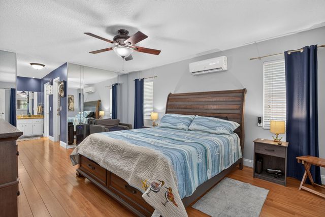 8751 NW 19th Street, Coral Springs, FL 33071