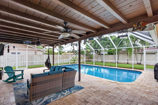8751 NW 19th Street, Coral Springs, FL 33071