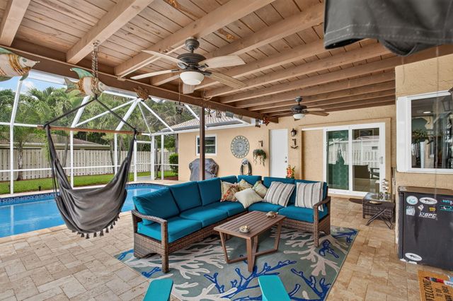 8751 NW 19th Street, Coral Springs, FL 33071