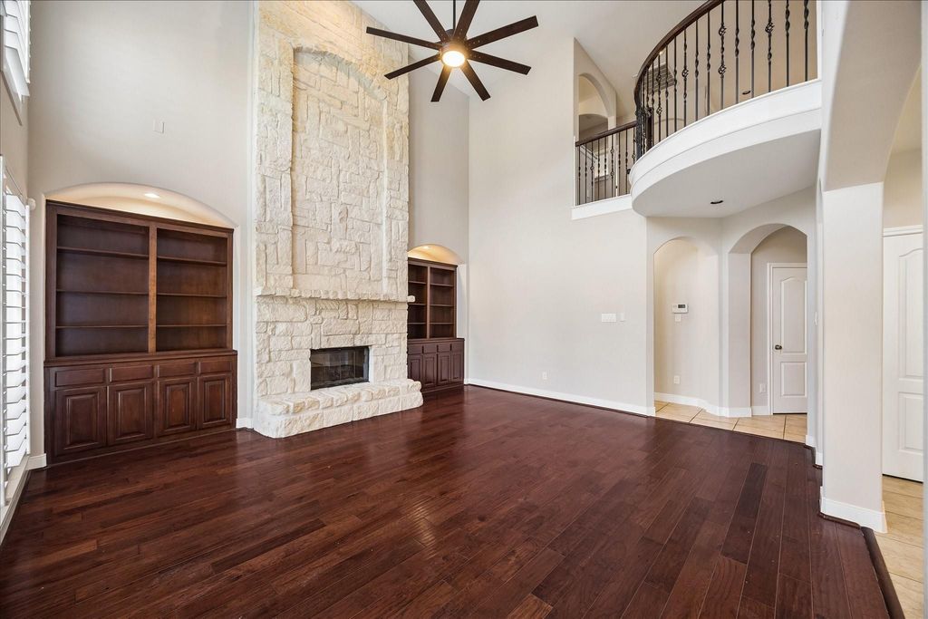 Image 13 of property listing at 2902 Grand Mesa Pass, Missouri City, TX 77459