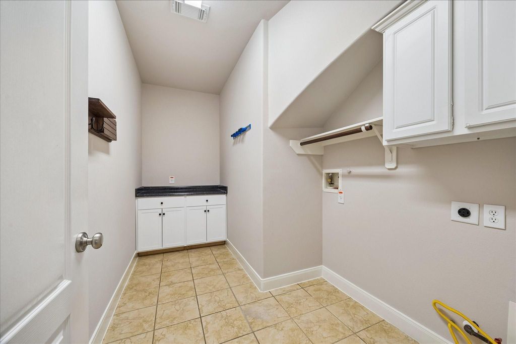 Image 29 of property listing at 2902 Grand Mesa Pass, Missouri City, TX 77459