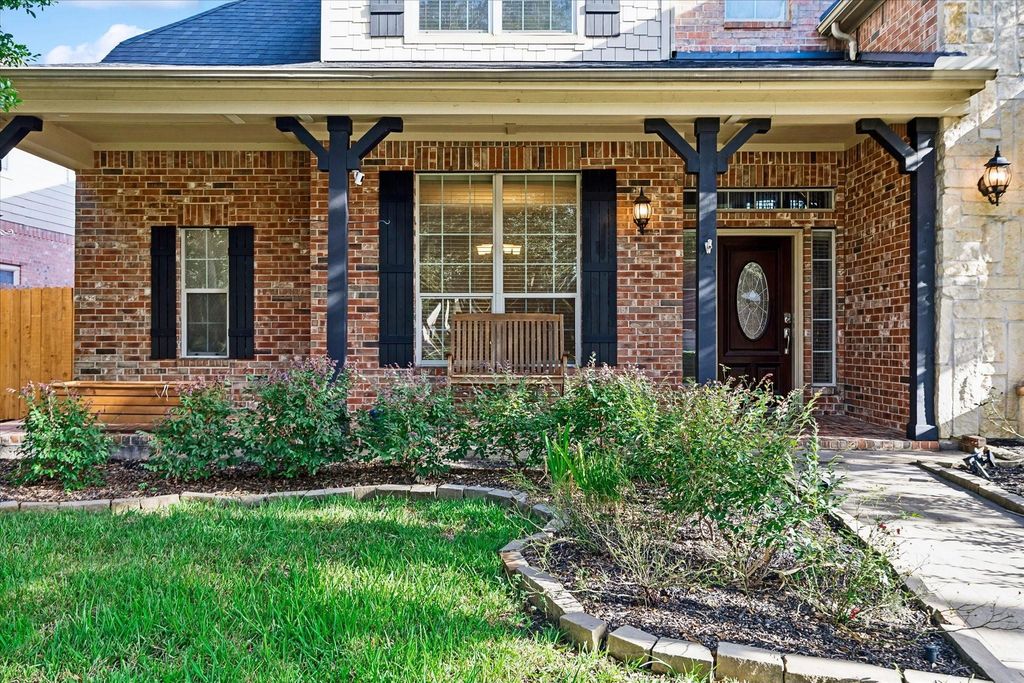 Image 3 of property listing at 2902 Grand Mesa Pass, Missouri City, TX 77459