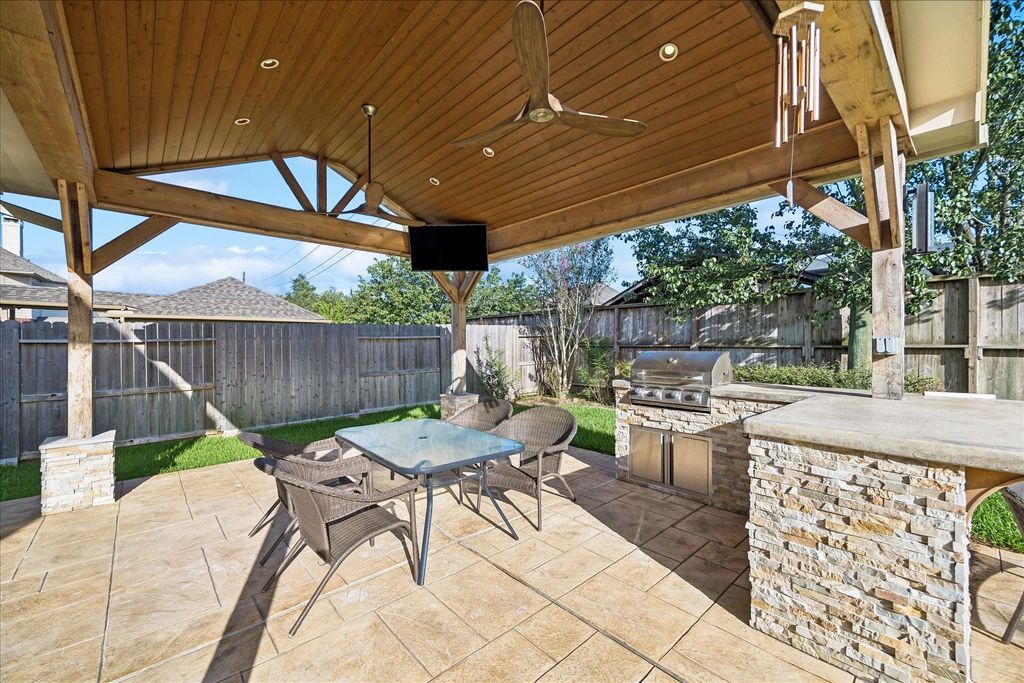 Image 45 of property listing at 2902 Grand Mesa Pass, Missouri City, TX 77459