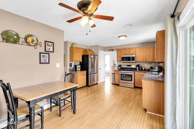 11 Andrew Street, Howell, NJ 07731