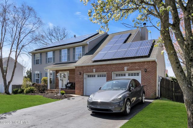 11 Andrew Street, Howell, NJ 07731