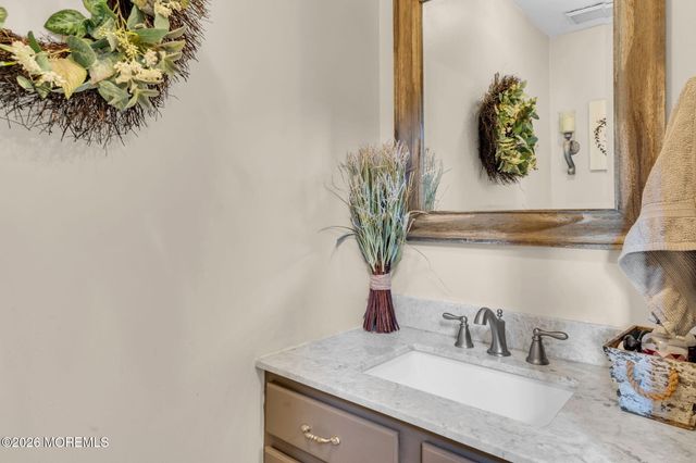 11 Andrew Street, Howell, NJ 07731