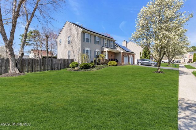 11 Andrew Street, Howell, NJ 07731