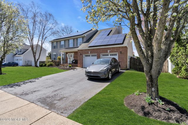 11 Andrew Street, Howell, NJ 07731