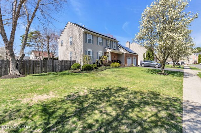 11 Andrew Street, Howell, NJ 07731