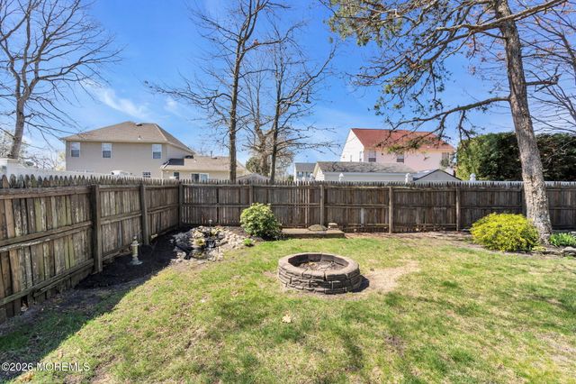 11 Andrew Street, Howell, NJ 07731