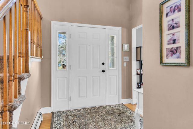 11 Andrew Street, Howell, NJ 07731