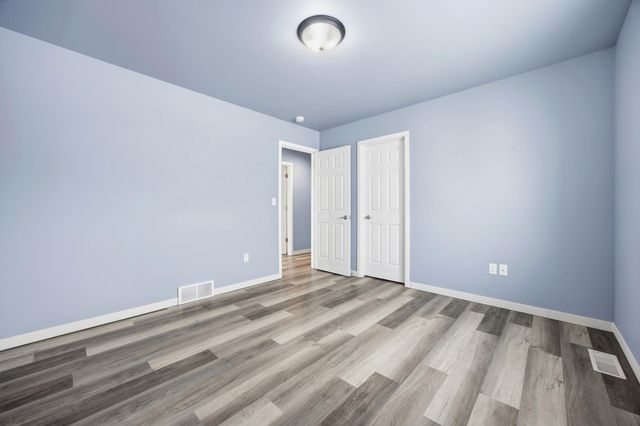 3433 18th Street S, Moorhead, MN 56560