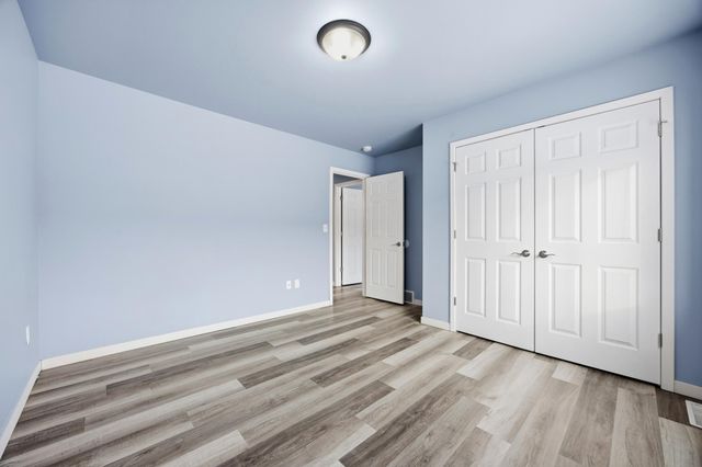 3433 18th Street S, Moorhead, MN 56560