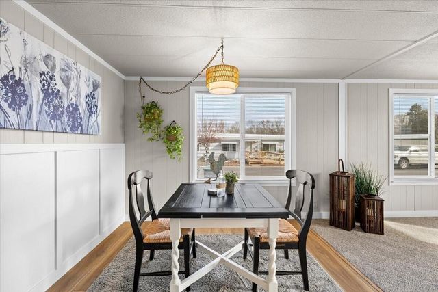 3431 S Pacific Highway SPC 98, Medford, OR 97501