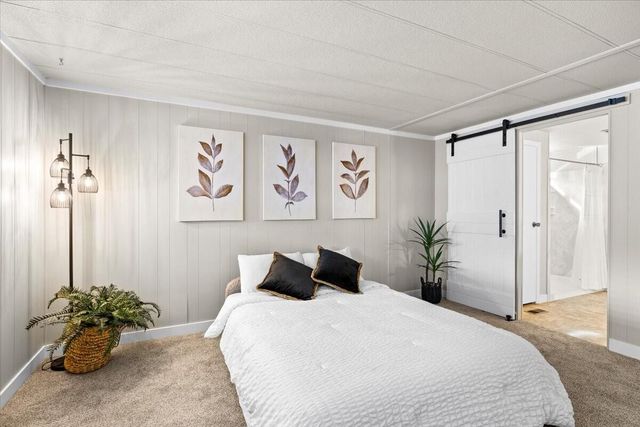 3431 S Pacific Highway SPC 98, Medford, OR 97501