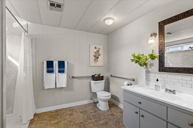 3431 S Pacific Highway SPC 98, Medford, OR 97501