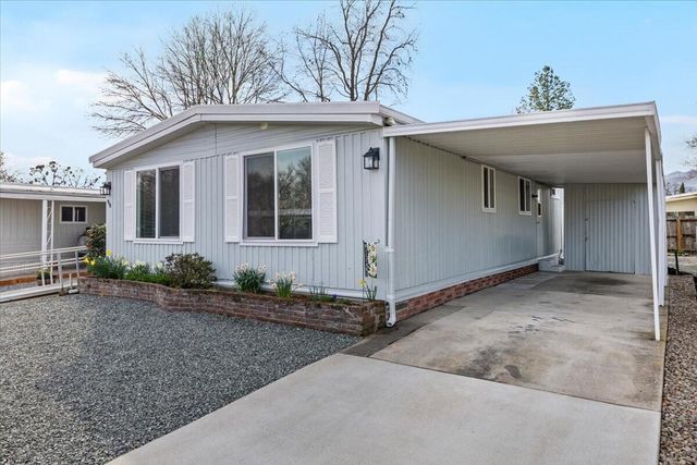 3431 S Pacific Highway SPC 98, Medford, OR 97501
