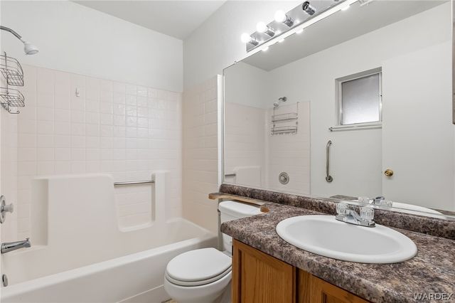 1709 Ash Avenue, Bullhead City, AZ 86442