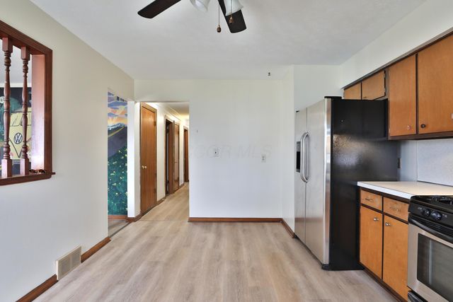 867 Overbrook Service Drive, Columbus, OH 43224