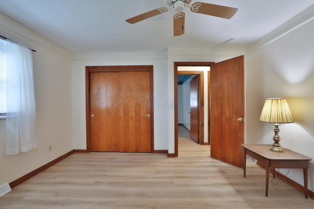 867 Overbrook Service Drive, Columbus, OH 43224