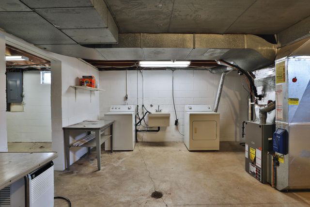 867 Overbrook Service Drive, Columbus, OH 43224