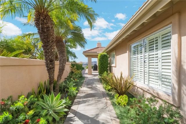 27585 Via Montoya, San Juan Capistrano, CA 92675