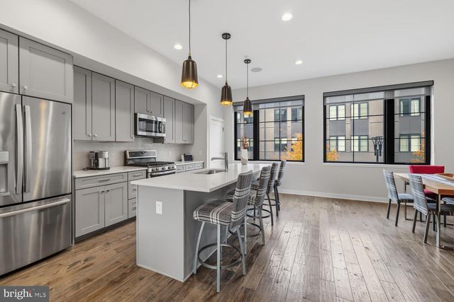 4586 RIVERSIDE WAY, Philadelphia, PA 19127