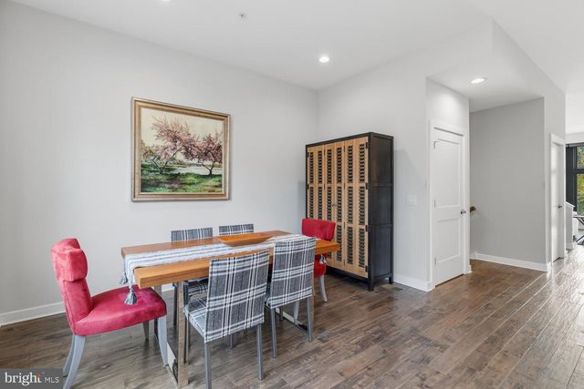 4586 RIVERSIDE WAY, Philadelphia, PA 19127