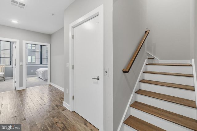 4586 RIVERSIDE WAY, Philadelphia, PA 19127